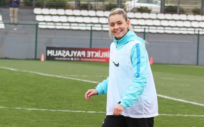 Aycan Yanaç