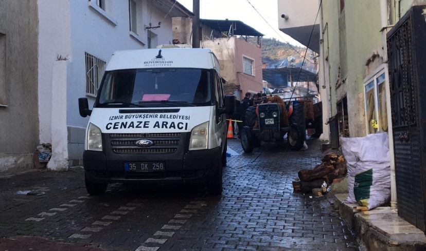 İzmir Kemalpaşa'da çatıdan düşen Hüseyin Karakoyun hayatını kaybetti