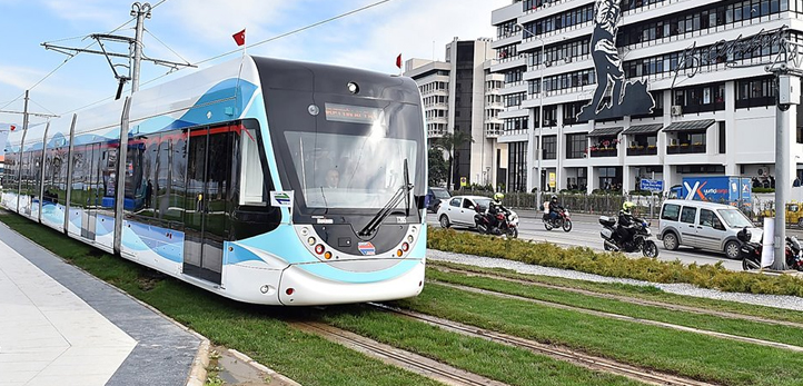 izmir, Konak, İzmir Büyükşehir Belediyesi, Cumhuriyet Meydanı, Dokuz Eylül Üniversitesi, Gündoğdu Meydanı, Yaşar Üniversitesi